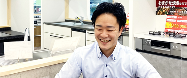 津川　新